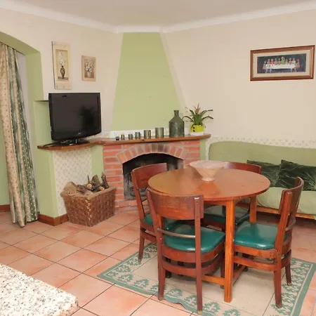 Quinta De Rio Alcaide Farm stay Porto de Mos (Leiria)