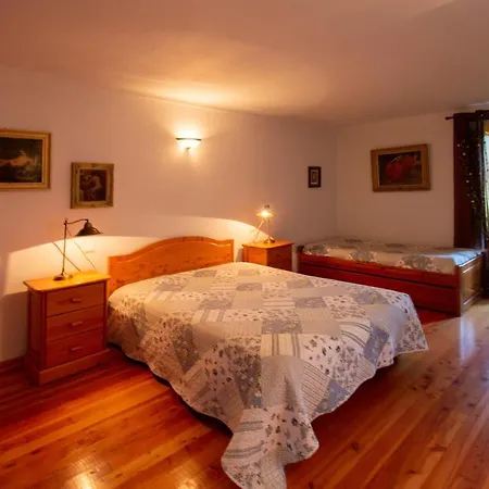 Farm stay Quinta De Rio Alcaide Porto de Mos (Leiria)