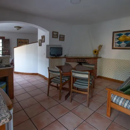 Quinta De Rio Alcaide * Porto de Mos (Leiria)