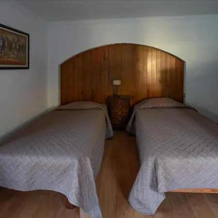 Quinta De Rio Alcaide Farm stay