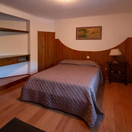 Quinta De Rio Alcaide Porto de Mos (Leiria)