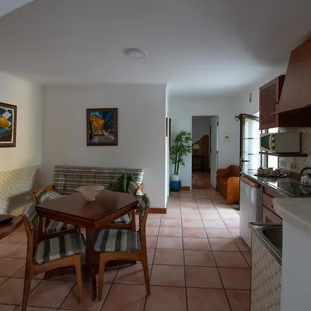 Quinta De Rio Alcaide Porto de Mos (Leiria)